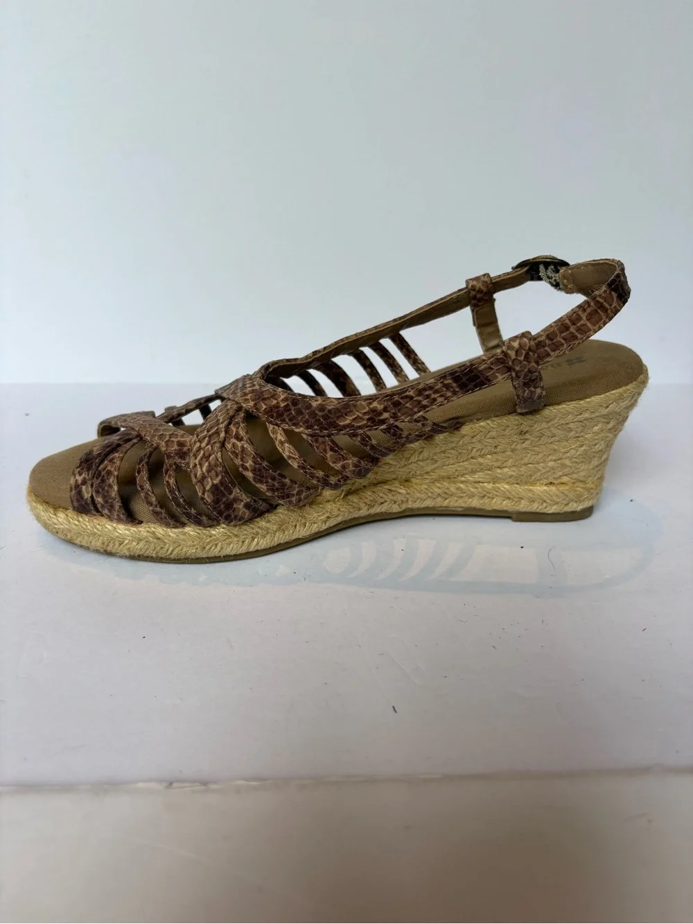 Naturalizer Women's Brown Snake-Print Wedge Sandals Size 7M